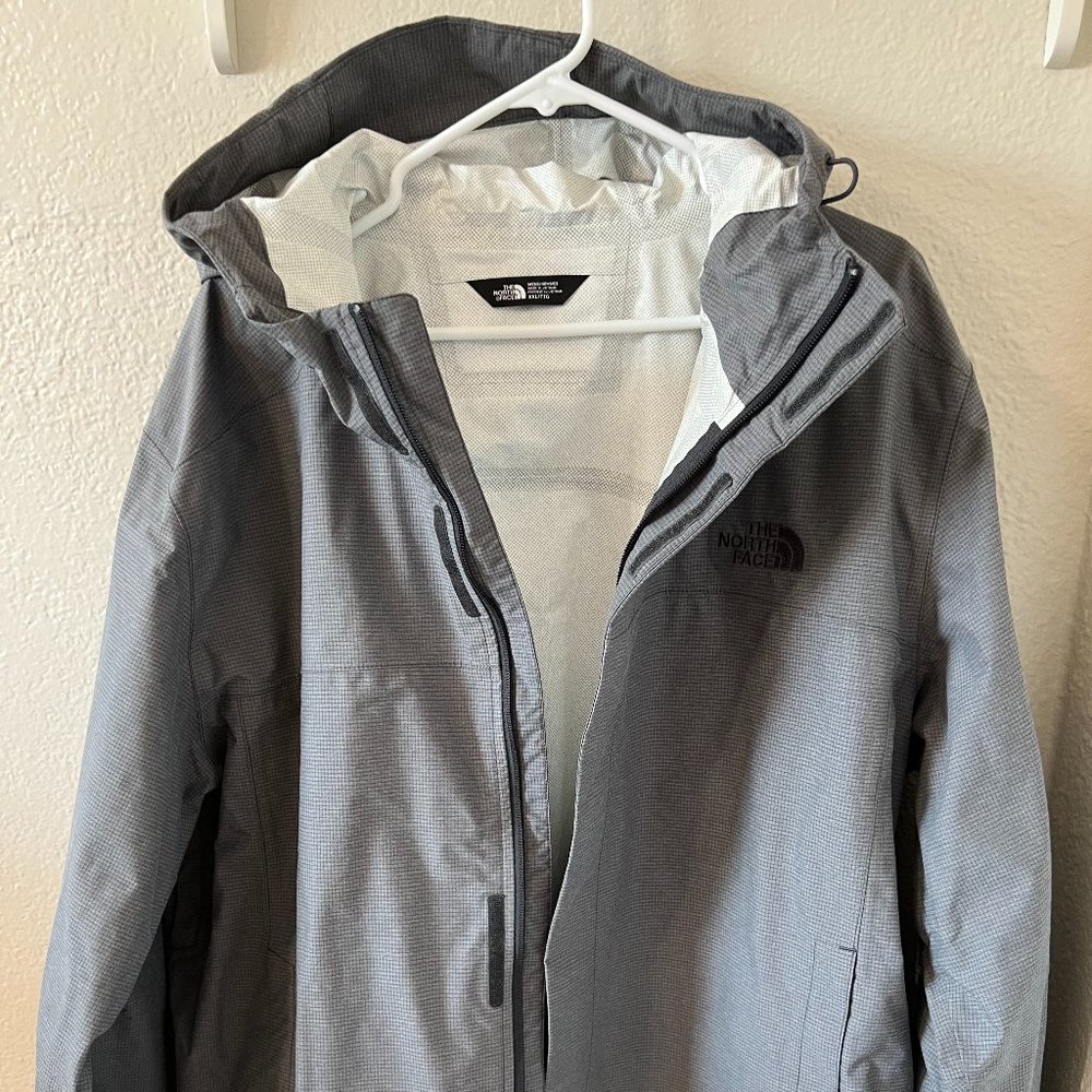 THE NORTH FACE HOODED JACKET FULL ZIP